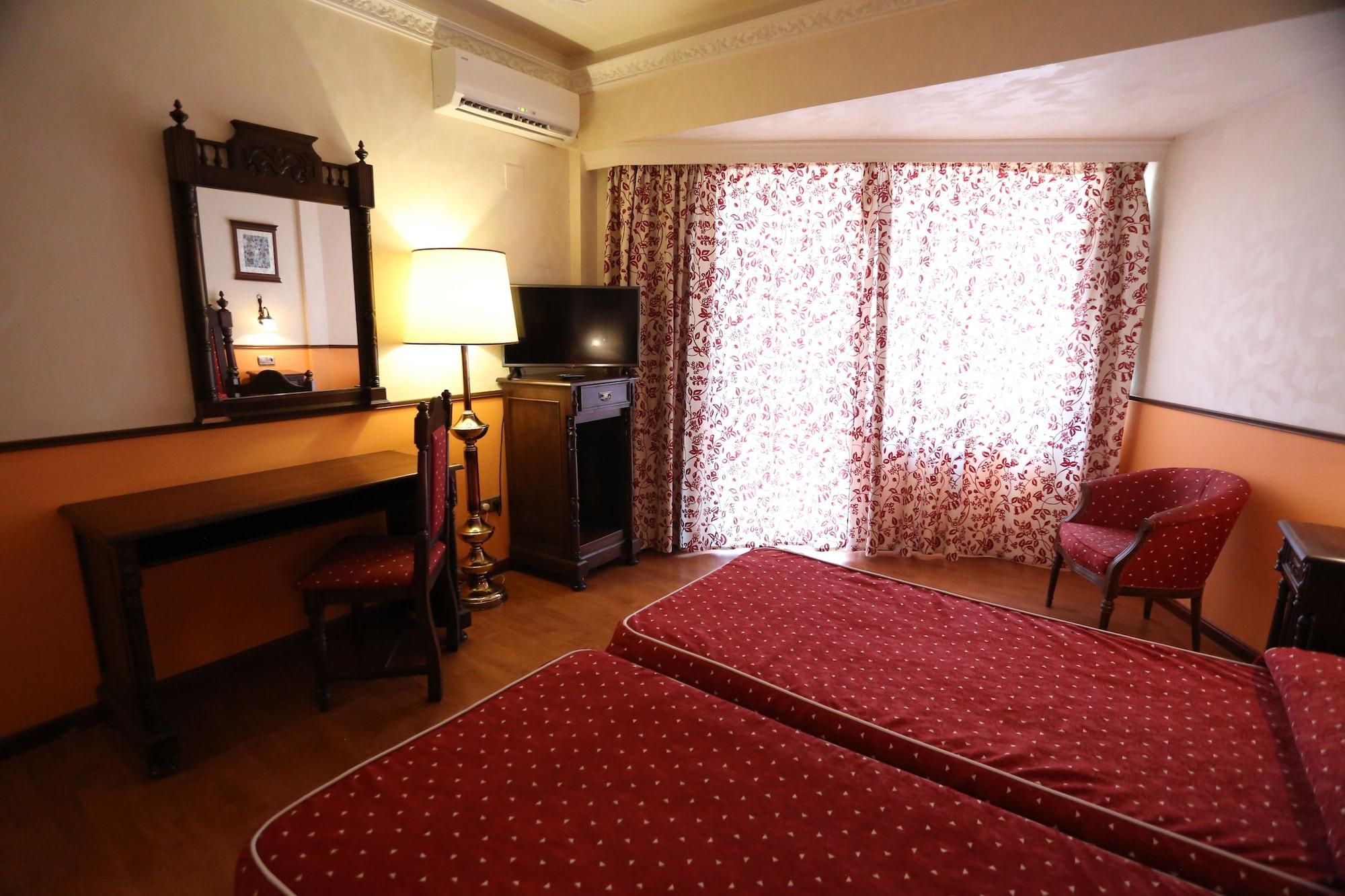 Hotel El Cisne 사라고사 외부 사진