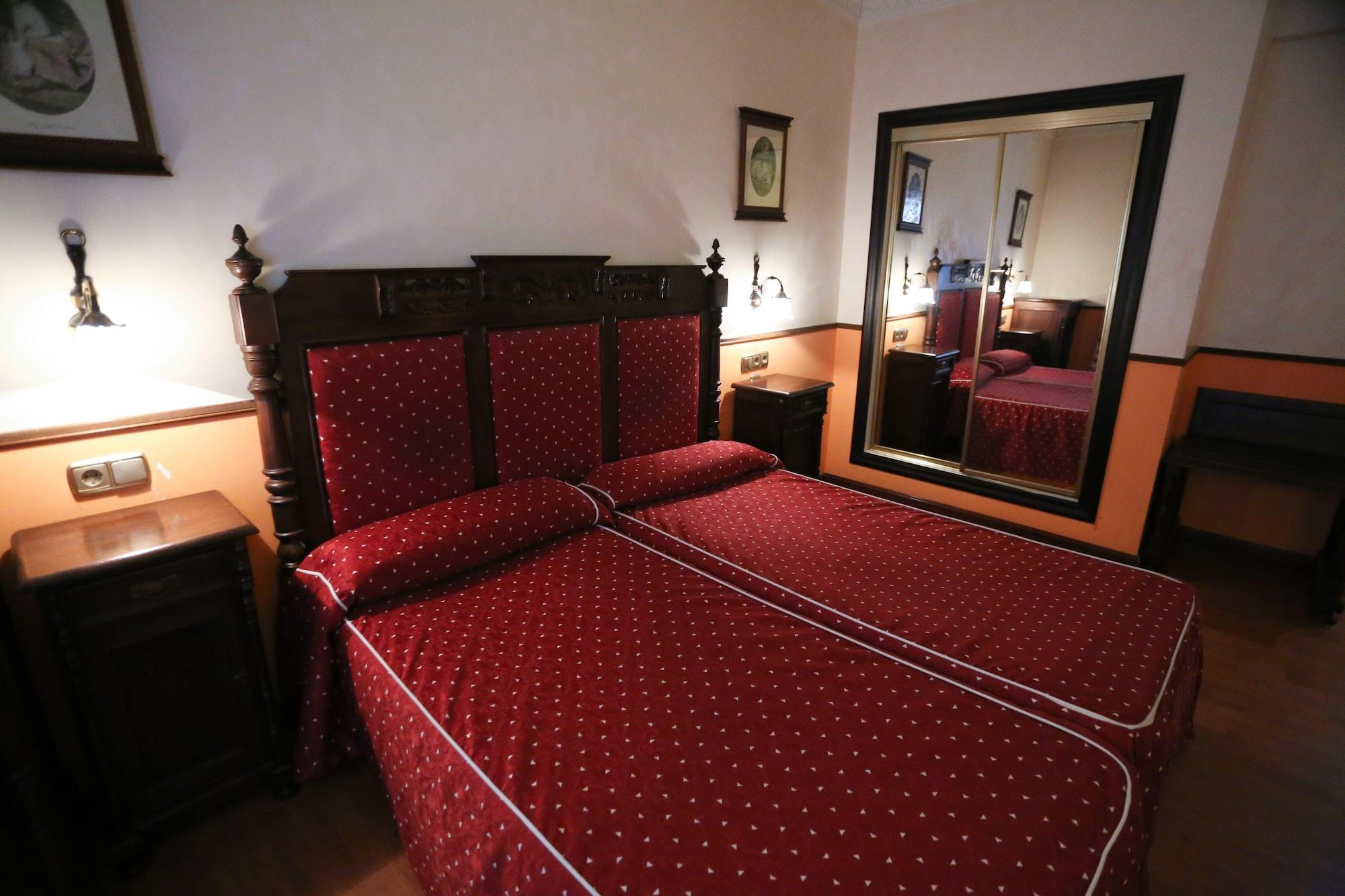 Hotel El Cisne 사라고사 외부 사진